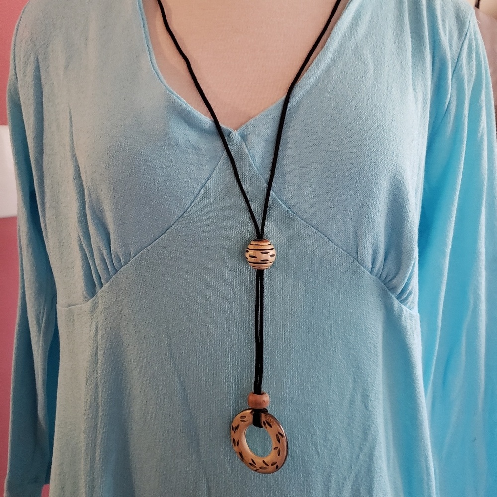 Top w/jewlery attached
